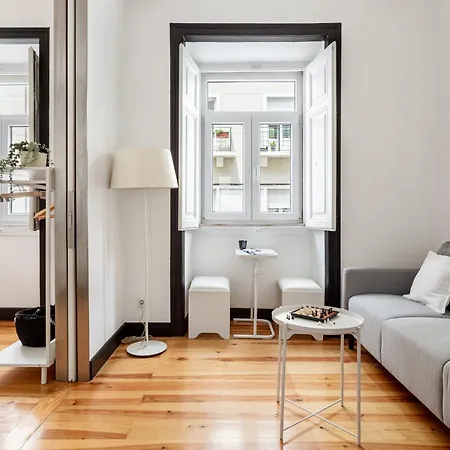 Pateo Renato Baptista 2-br In Arroios Appartamento Lisbona